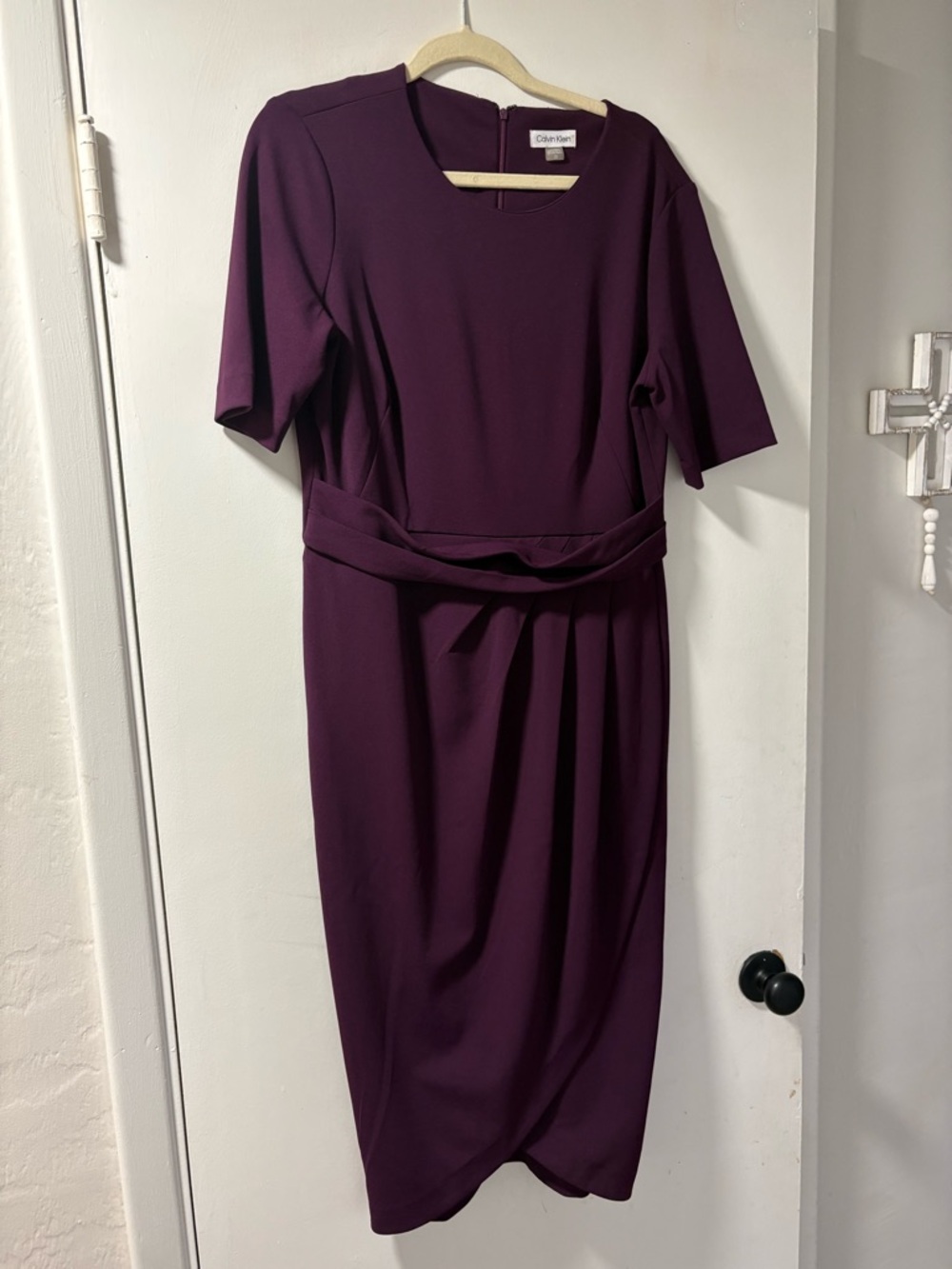 Calvin Klein Deep Plum Dress Size 12 knee length wedding guest dress
